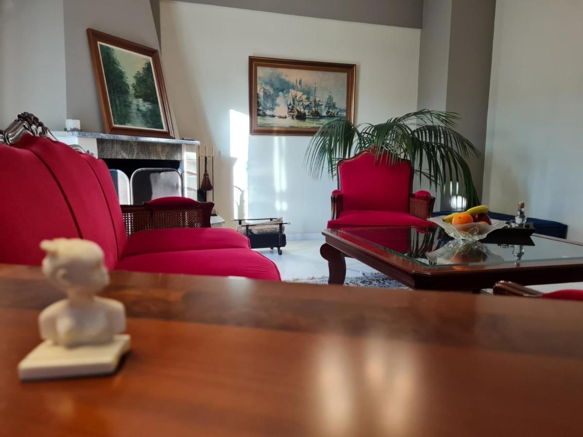 קלבריטה Papastavrou Apartments מראה חיצוני תמונה
