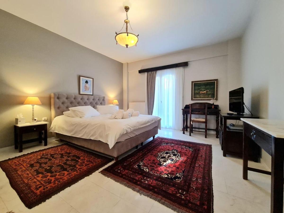קלבריטה Papastavrou Apartments מראה חיצוני תמונה